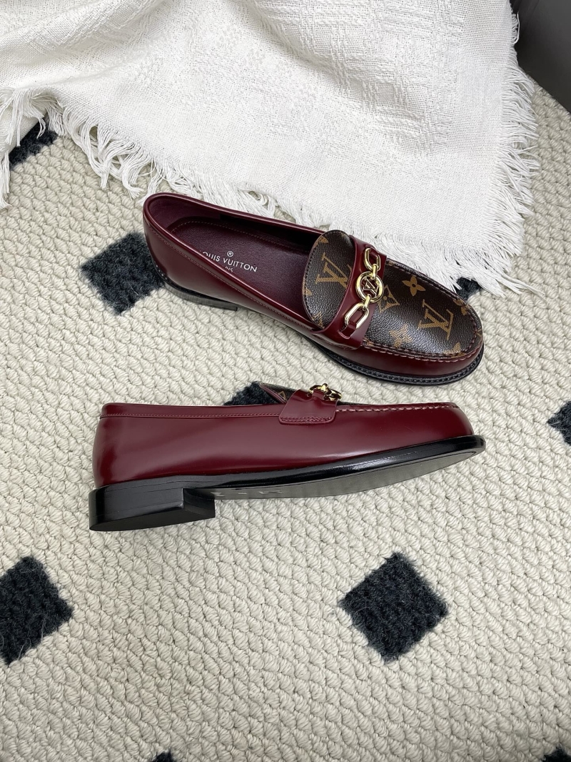 l0vis Vvtt0n loafers